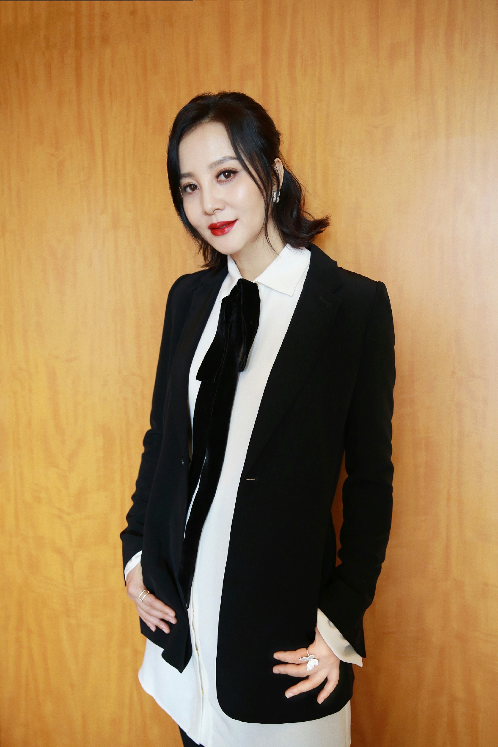 陶红受邀担任重庆青年电影展评委助力青年电影人成长